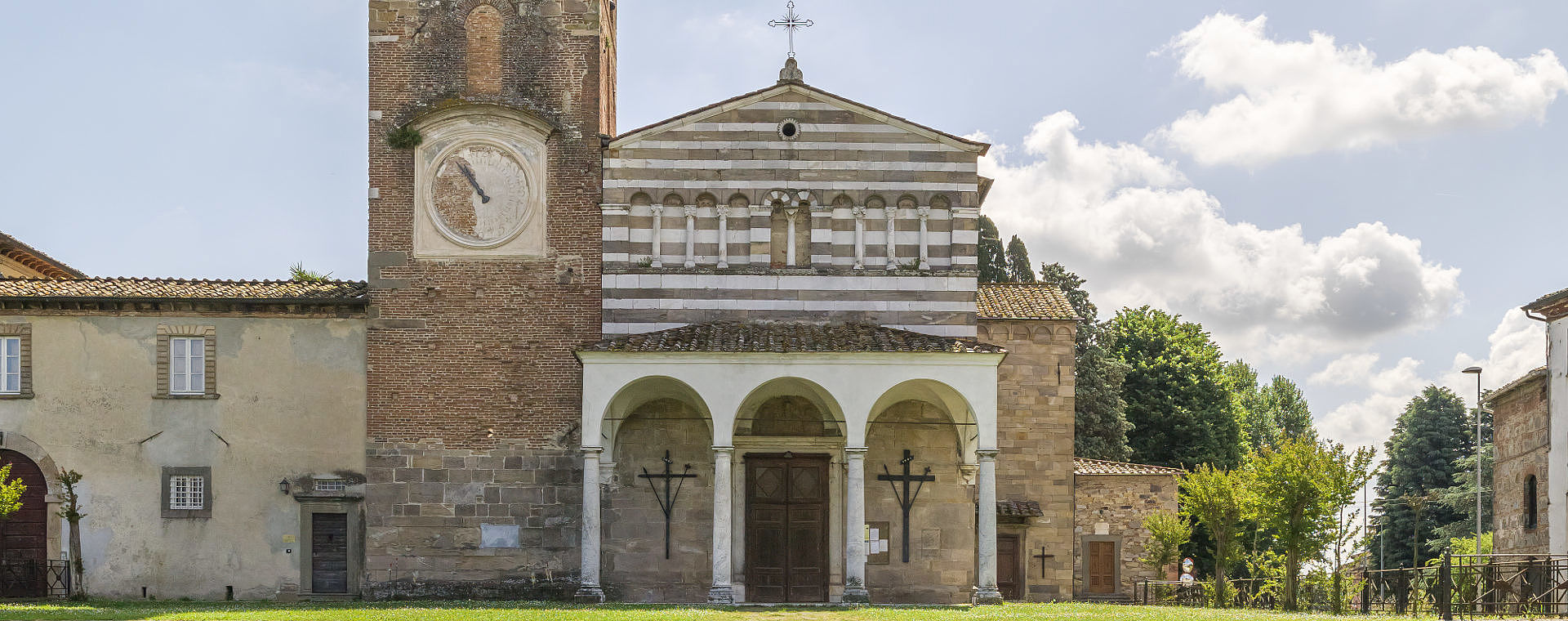 pieve san paolo particolare facciata